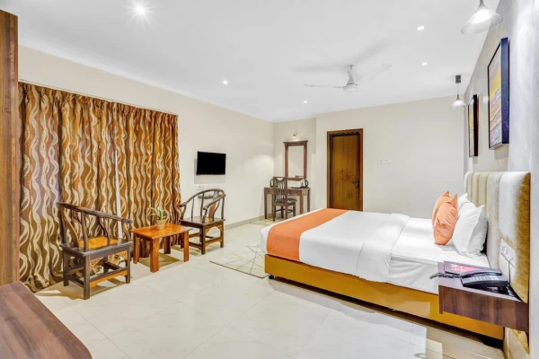 hotel near chennai railway station - blossoms hotel and service apartments