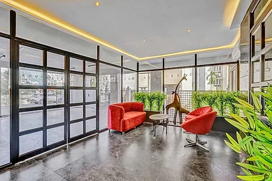 hourly stay hotels in blossoms hotel and service apartments chennai