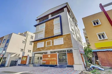 best couple hotels in blossoms hotel and service apartments chennai