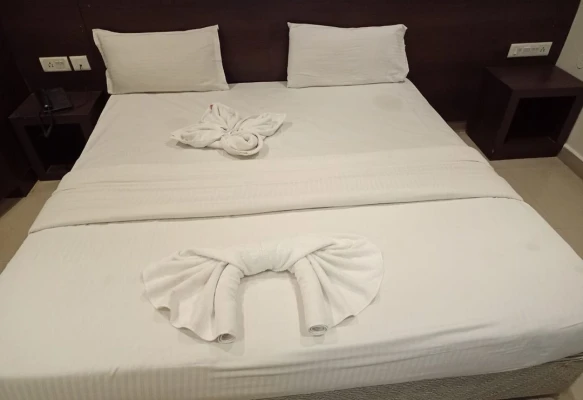 best business hotels in blu ivy serviced apartment korattur chennai