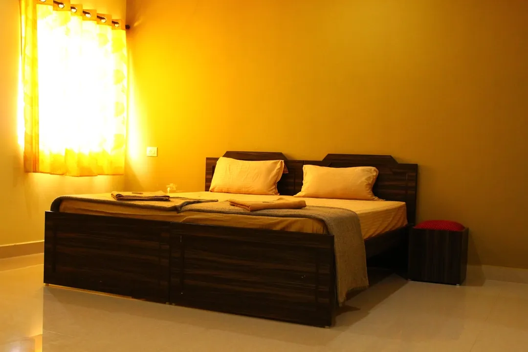 couple hotels in chandran hyline chennai
