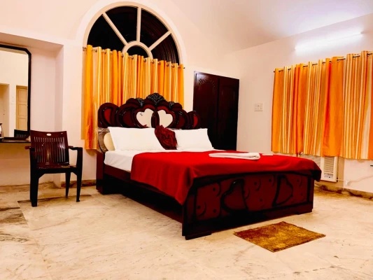 jacuzzi hotel in ecr, chennai - ecr inn