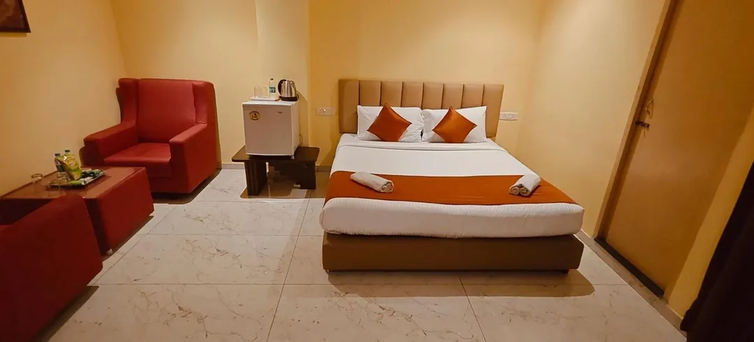 best hotels for few hours in gt chamiers park chennai