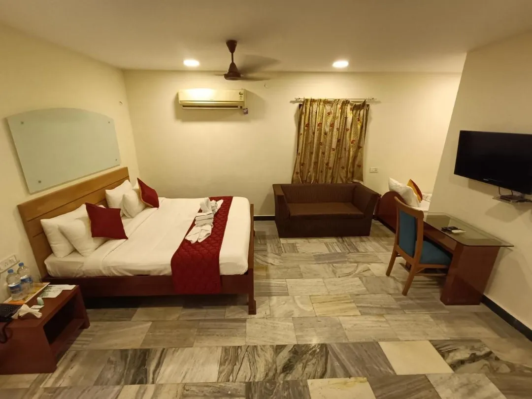hotel stay in gt grande hotel chennai