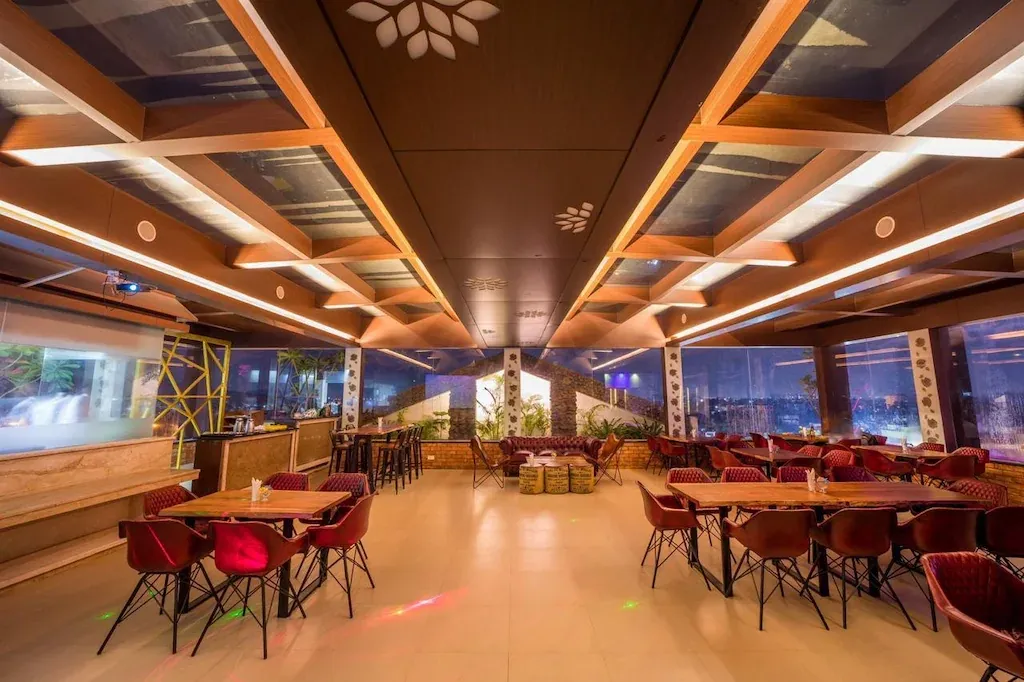 hotel with party hall in chromepet, chennai - hotel grand palace