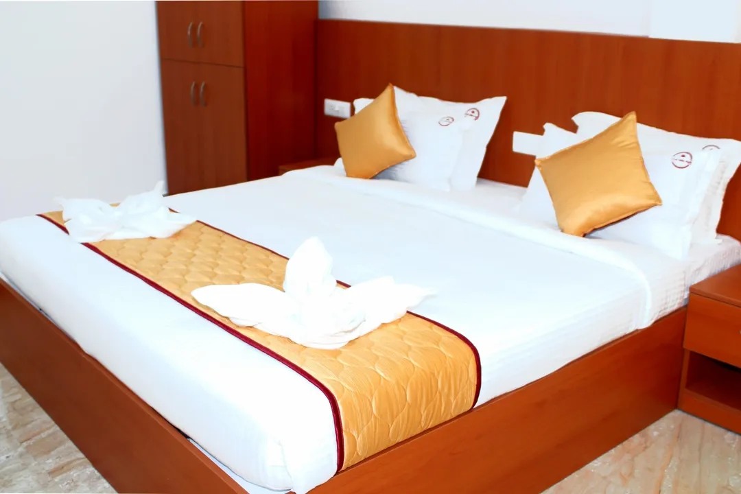 jacuzzi hotel in royapettah, chennai - hotel k11 express