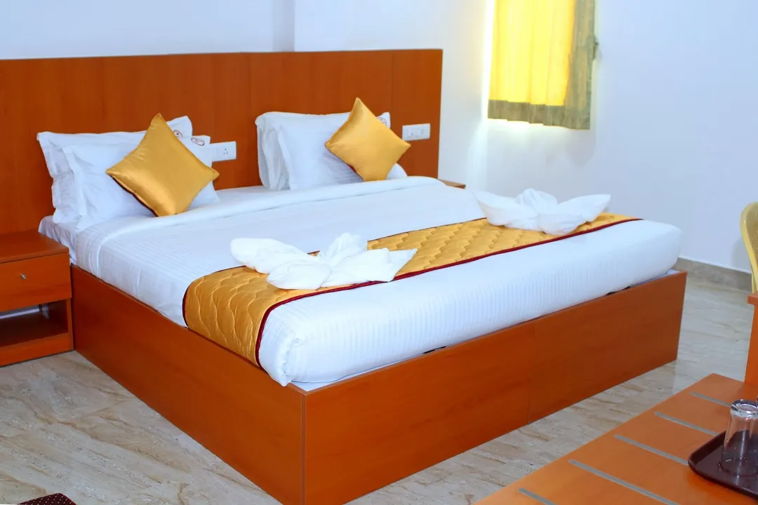 hotel in royapettah, chennai for couples - hotel k11 express