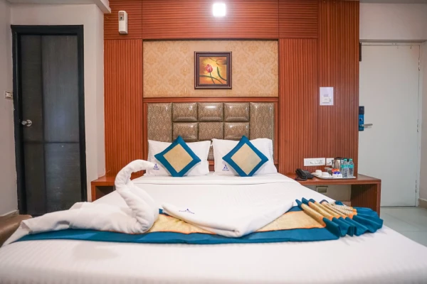 star hotels in hotel pine tree chennai