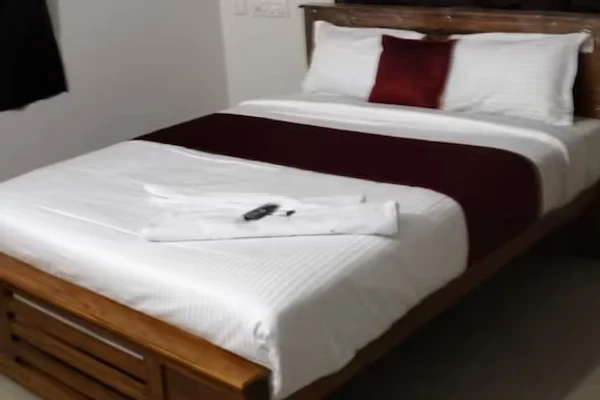 hourly hotels in hotel rivera nest chennai