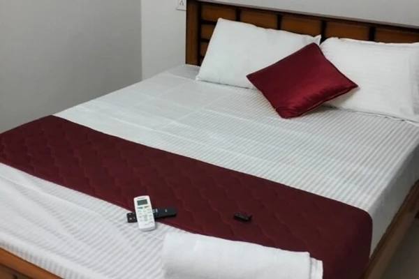 best unmarried couple friendly hotels in hotel rivera nest chennai