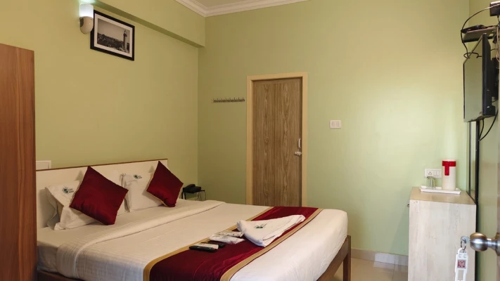 saligramam, chennai hotel booking - hotel sunshine residency chennai