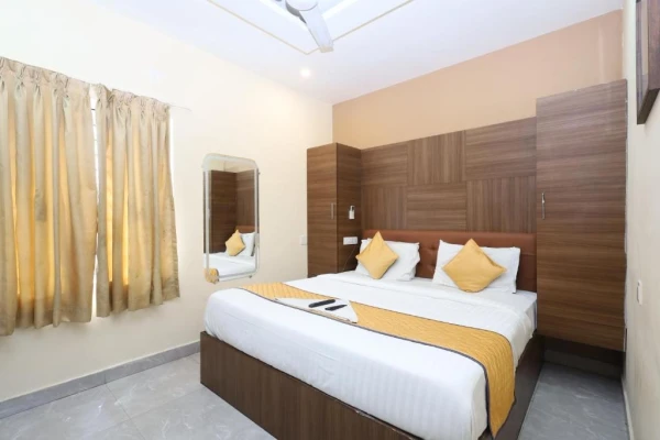 hotels for unmarried couples in hotel the whiteglow premium chennai
