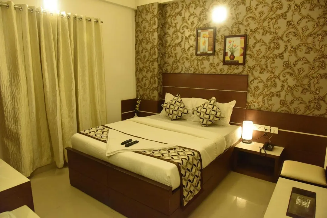 best corporate hotels in hotel white park chennai