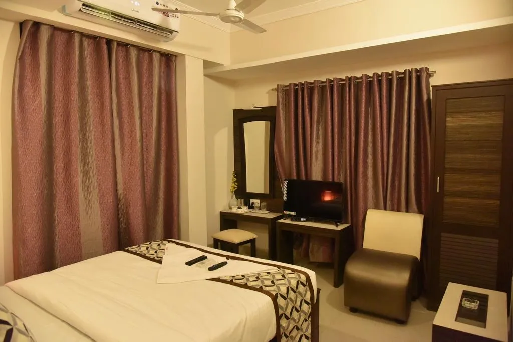 day stay hotels in hotel white park chennai