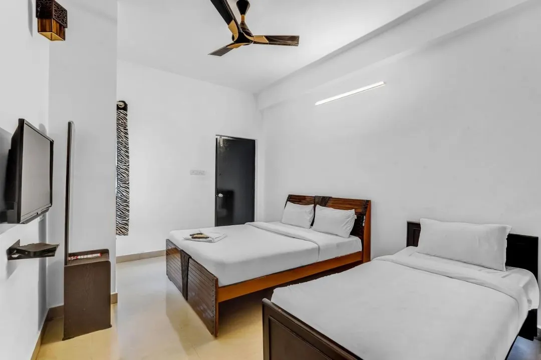 hotels for few hours in inn10 homestays and resort chennai