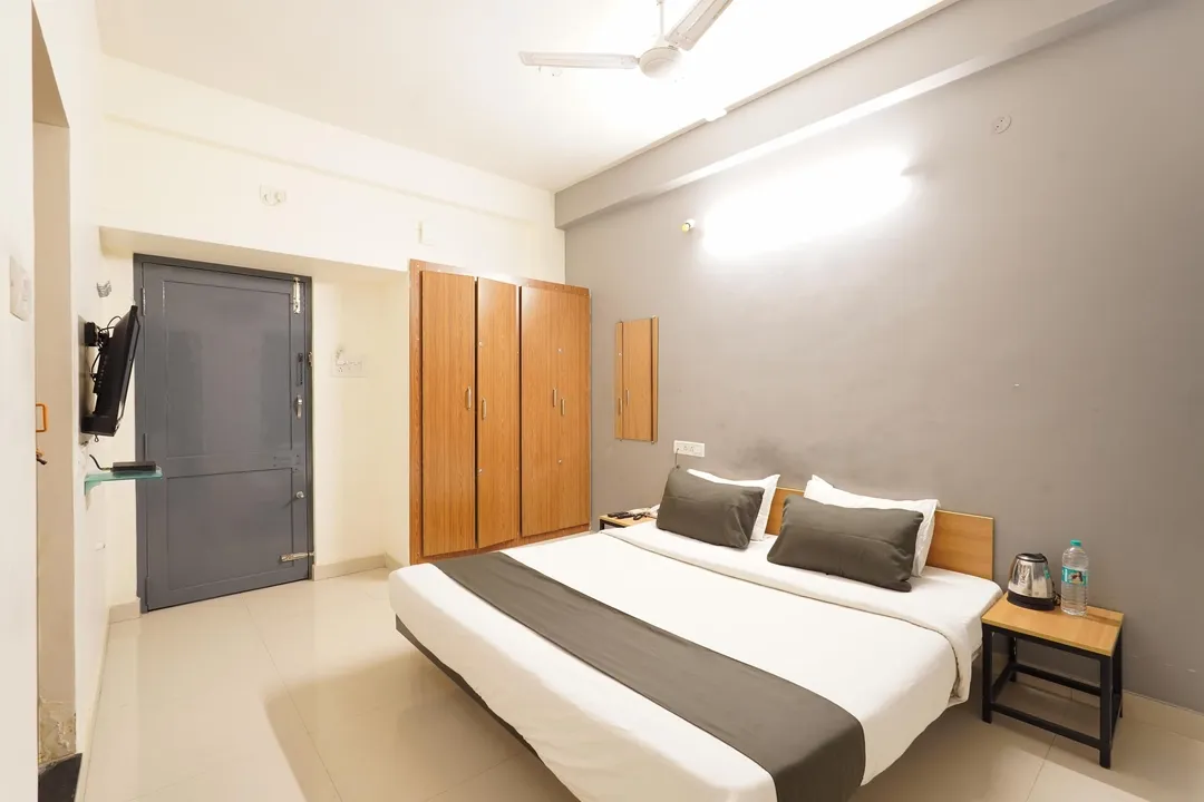 hotel room booking in porur, chennai - inn34 by blessings hospitality