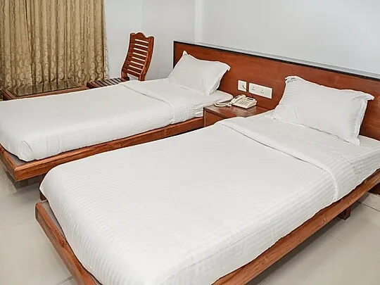 couple hotels in kings cross residency chennai