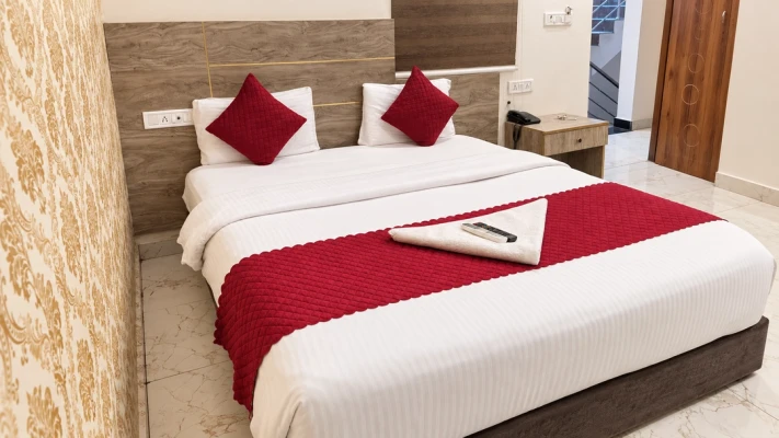 best hourly hotel in redfox hotel t nagar chennai