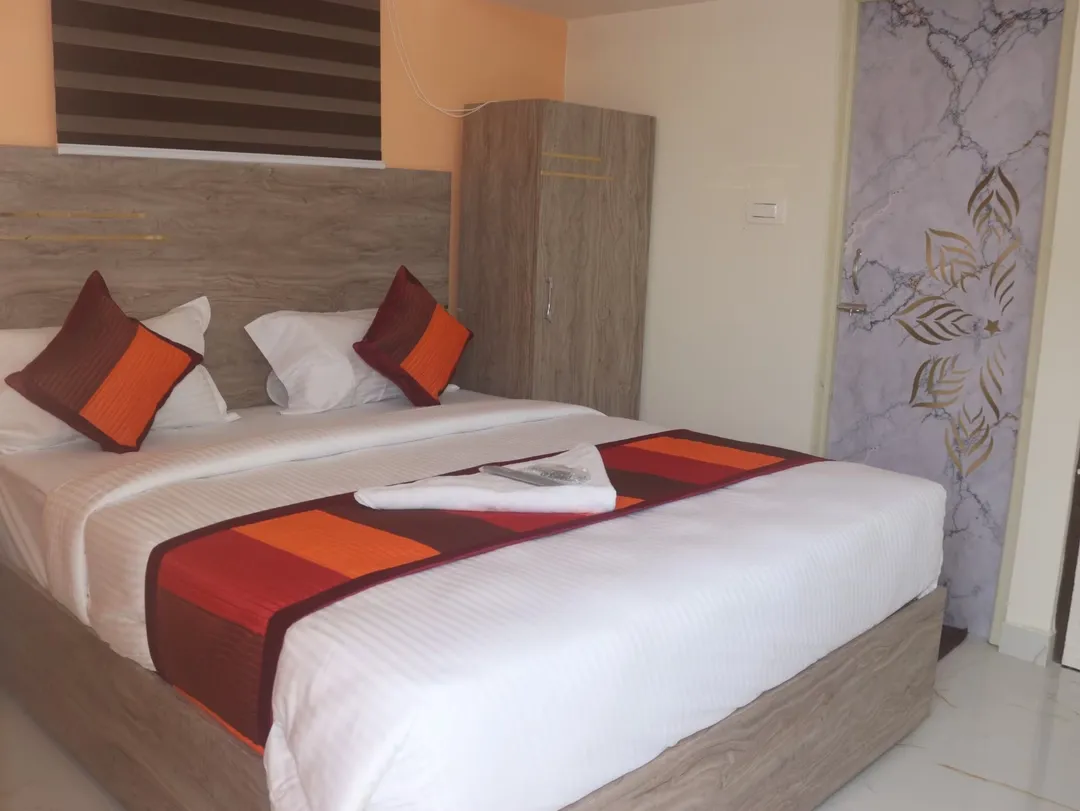 service apartment in porur, chennai for 3 days - redfox service apartment dlf porur