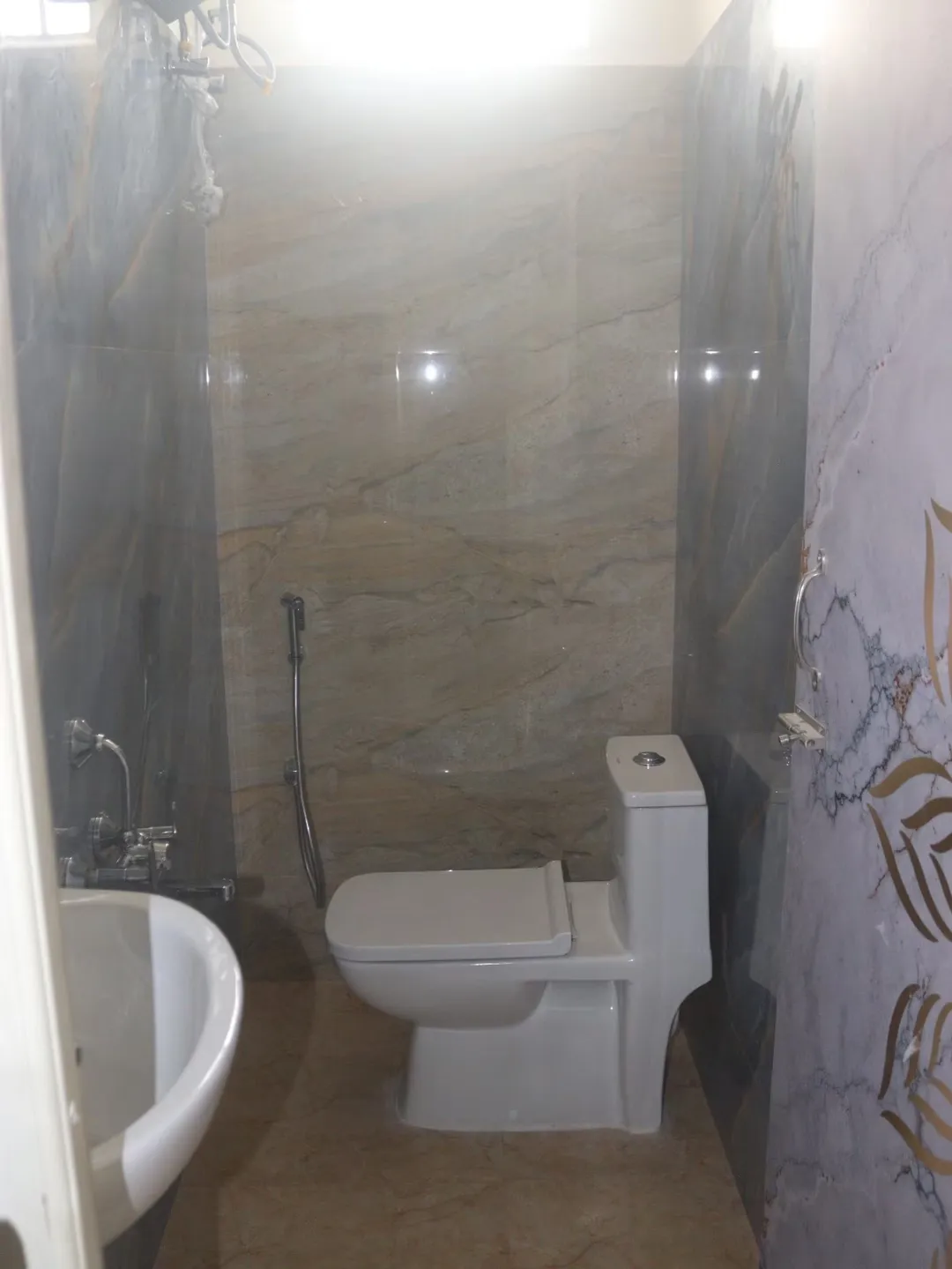 service apartment in porur, chennai for a day - redfox service apartment dlf porur