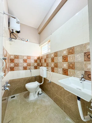 couple friendly hotels in redfox service apartment chennai