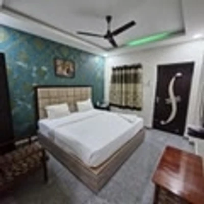 3 star hotels in redstone hotel chennai