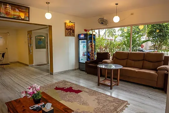 best early check in hotels in redwoods resort chennai