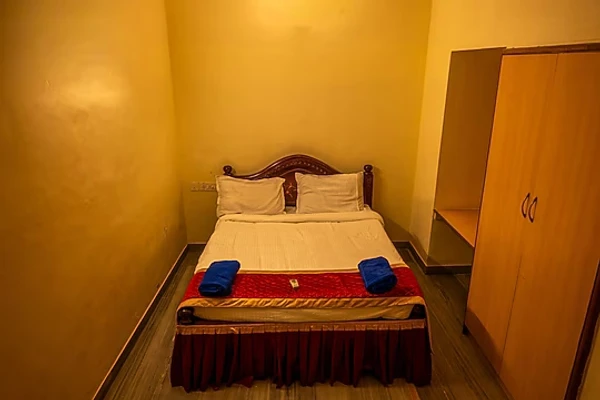 best 24 hours check in hotels in redwoods resort chennai