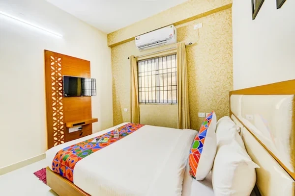 vadapalani, chennai hotel booking - sky bay residency
