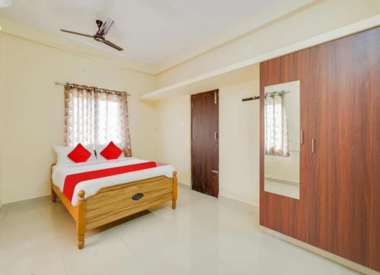hotel with free parking in keelkattalai, chennai - srinivasa residency keelkatalai