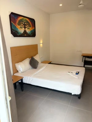 luxury hotels in sun stayz inn anna nagar chennai