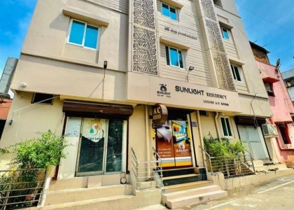 hotel with bar in chromepet, chennai - sunlight residency