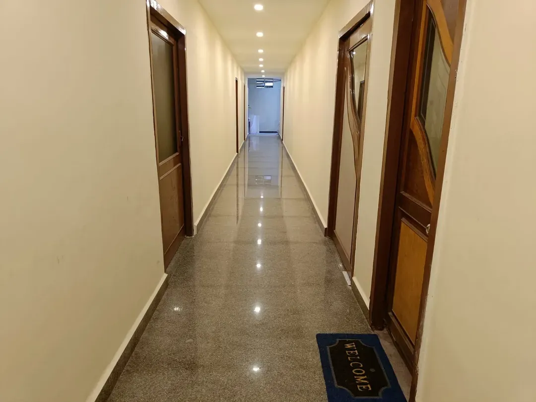 jacuzzi hotel in lambert nagar, chennai - the dolphin park hotel