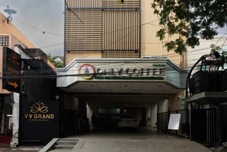 hotel with bar in west mambalam, chennai - vv grand