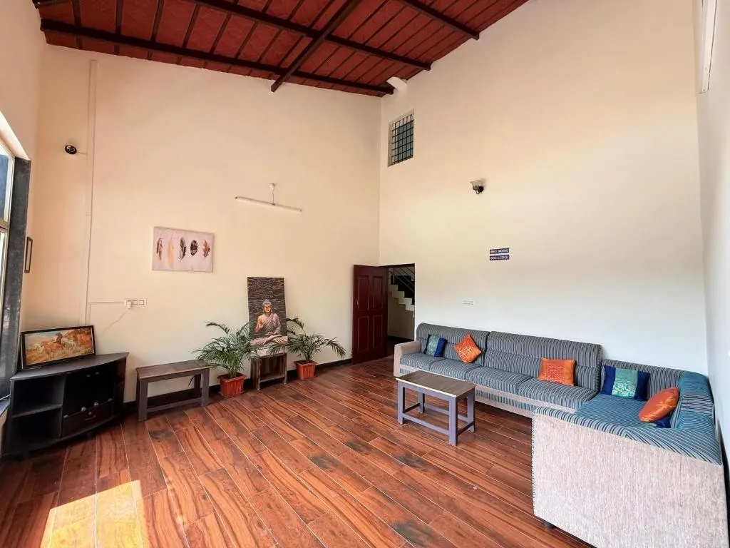 homestay with campfire in beekhanhalli, chikmagaluru - gadabanahalli homestay