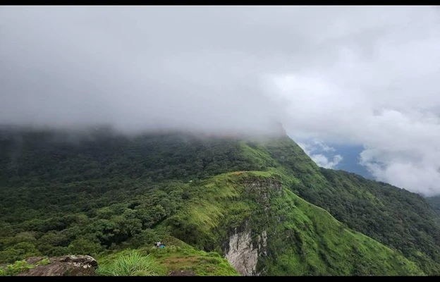 Homestay in banakal hobli devaramane, chikmagaluru with Kitchen - malekaadu retreat
