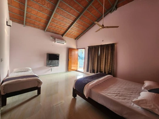 low price resort in karadihallakaval, chikmagaluru - rangi taranga