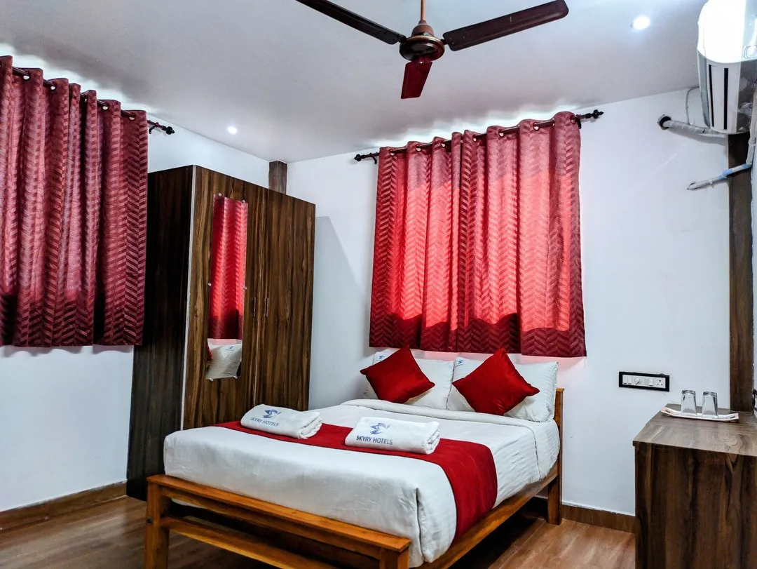 best couple friendly hotels in skyry hotels singanallur coimbatore