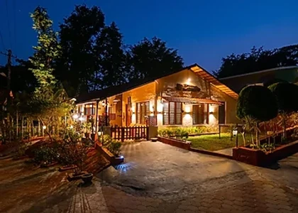 online room booking in virajpet, coorg - alaya stays twisted tree 1 room with pool & restaurant