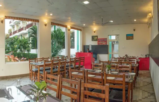 pure veg resort in peerumadara, corbett - yadu resort corbett