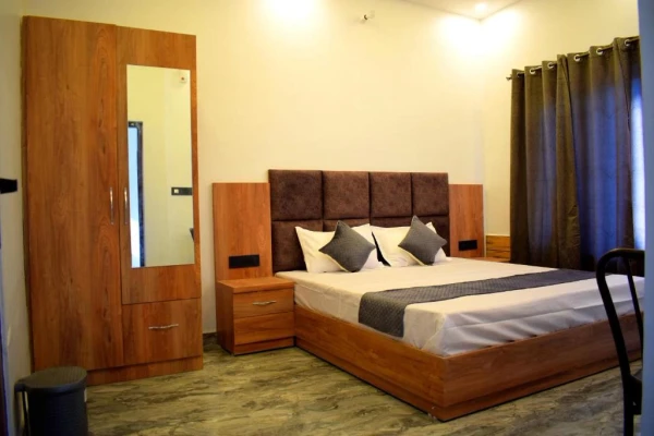 online room booking in banikhet, dalhousie - hotel breezewood wonders