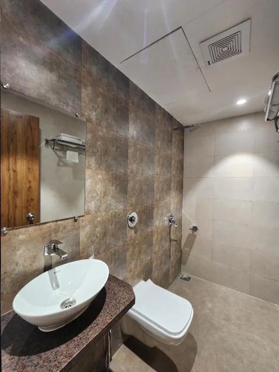 3 star hotel in jampore, daman and diu - vits select daman devka beach