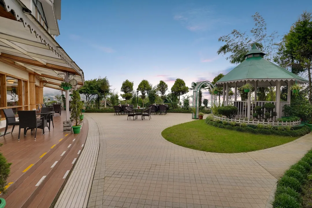 jacuzzi hotel in old kutchery road, darjeeling - keys prima by lemon tree hotels darjeeling