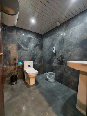 homestay in hill cart road, darjeeling for a week - pineview escapes