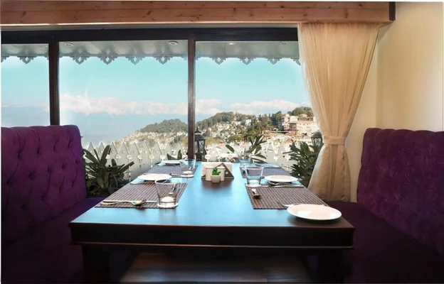 spa Resort in pachpan hatta, darjeeling - sumitel darjeeling