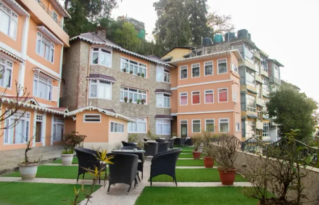low price resort in the mall, darjeeling - summit oakden resort & spa, darjeeling