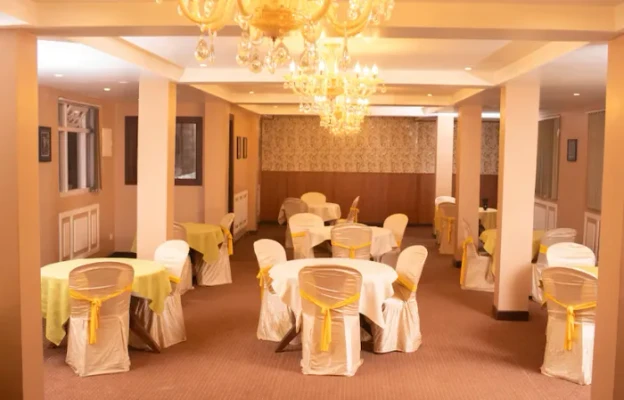 spa resort in the mall, darjeeling - summit oakden resort & spa, darjeeling