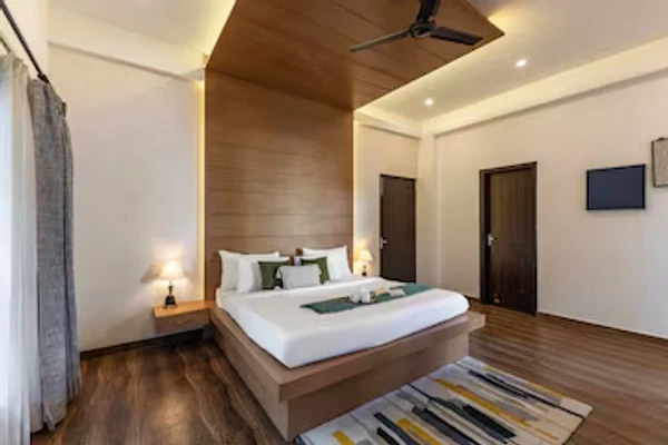 hotel near dehradun airport - alaya stays rahta villa 3 bhk with balcony & patio
