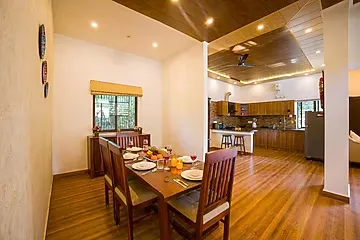hotel with free parking in jakhan, dehradun - alaya stays rahta villa 3 bhk with balcony & patio