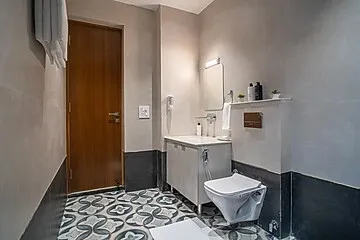 budget hotel in bhagwantpur, dehradun - alaya stays udgam vilas 3 bhk with jacuzzi